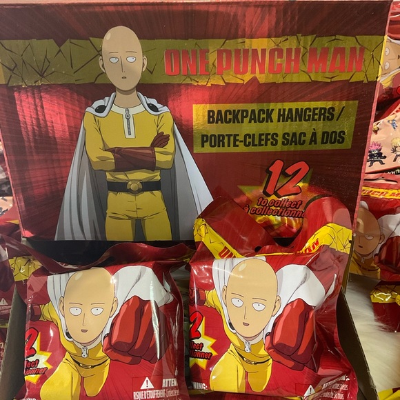 5 for 25 item! New ONE PUNCH MAN MYSTERY BAG BACKPACK HANGERS - Picture 2 of 3